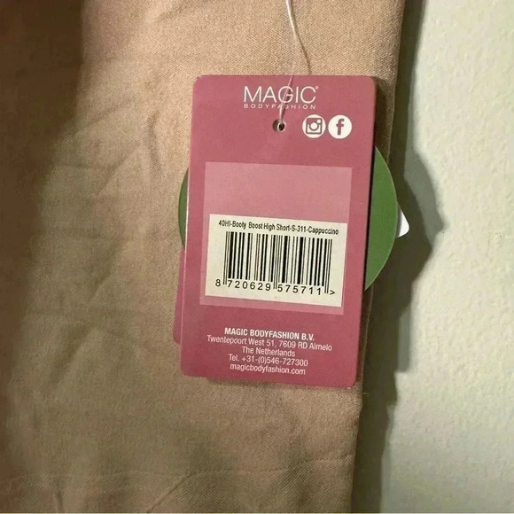 NWT Magic Bodyfashion Nordstrom Booty  Boost Shaper Shorts S - Picture 6 of 8